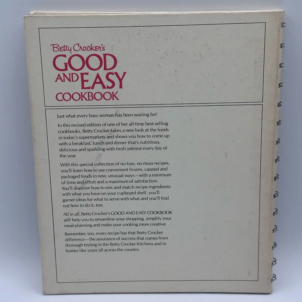 Vintage Betty Crocker's Good and Easy Cookbook (1974, 8th Printing) - Wirebound